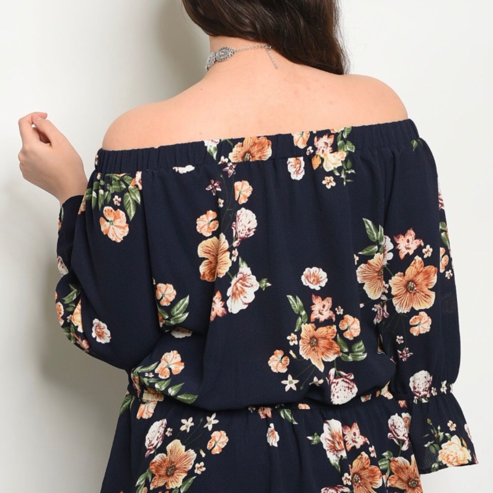 NWT Navy Floral Off Shoulder Plus Sz Top - Picture 4 of 6